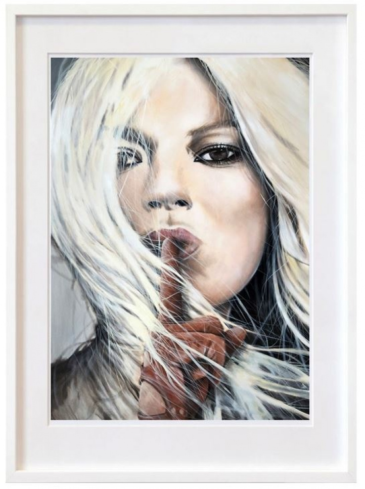 Kate Moss - schyy in the group Gallery / Gifts / at NOA Gallery (200227_2910)