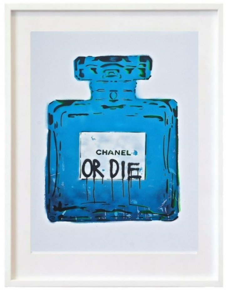 Chanel or die Street blue in the group Gallery / Themes / at NOA Gallery (200302_3985)